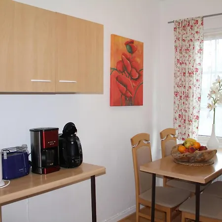 Vulkaneifel Mit Grosser Terrasse Holiday home Daun