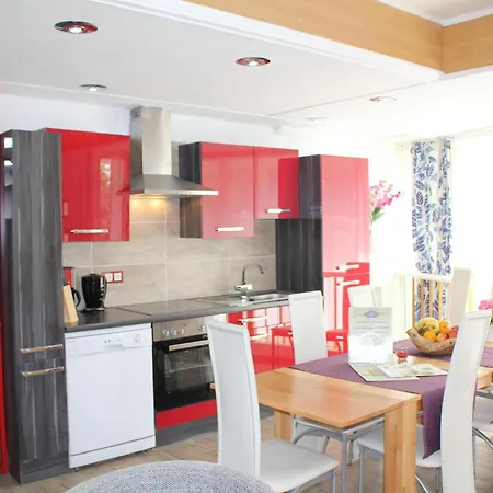 Holiday home Vulkaneifel Mit Grosser Terrasse *