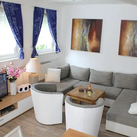 Vulkaneifel Mit Grosser Terrasse Holiday home *